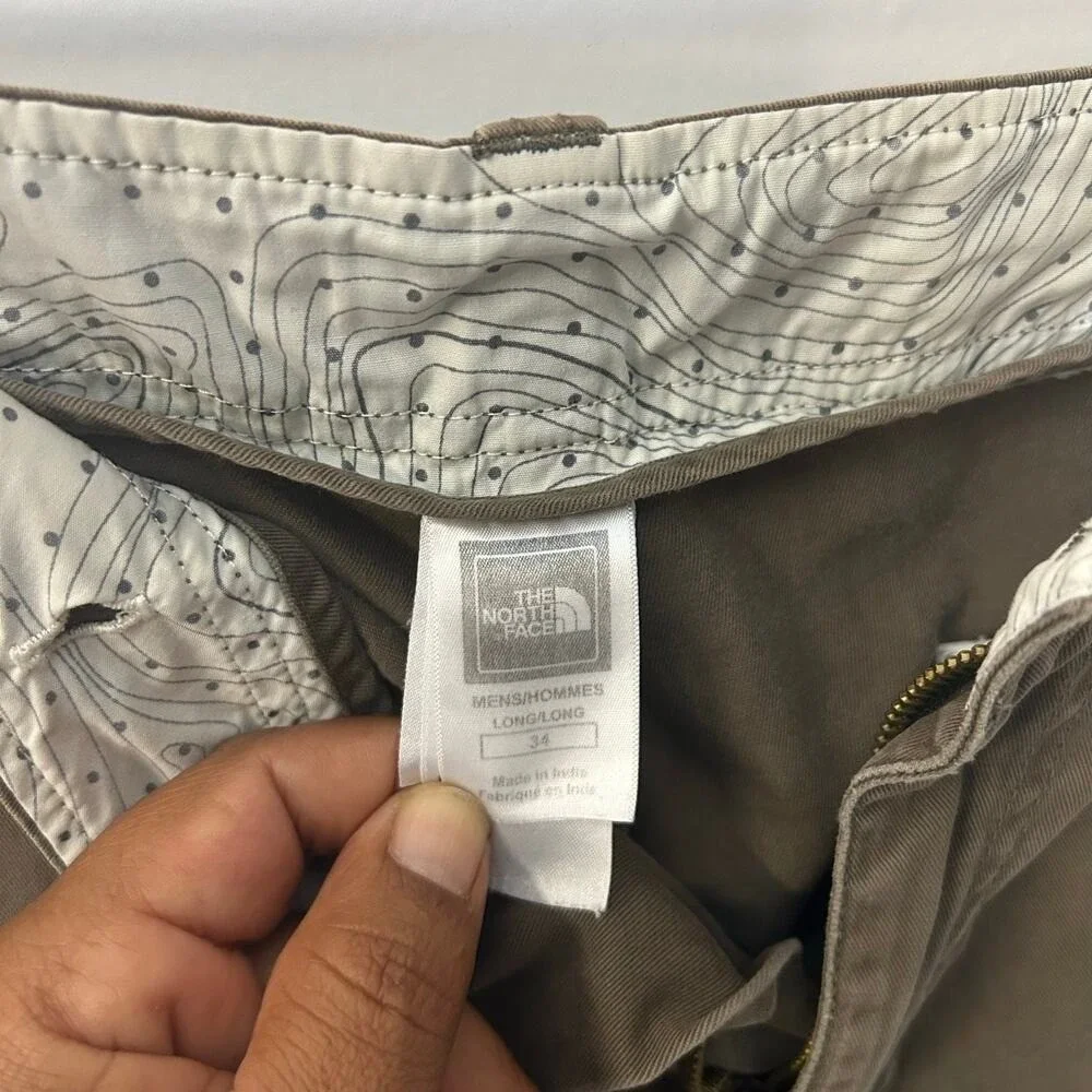 The North Face Dark Brown Washed Cargo Outdoor Hiking Shorts Men's Size 34‎